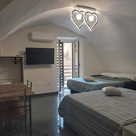 Casa Vacanza Annamaria Наполи Екстериор снимка